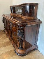 Restaurált ebédlő garnitúra: tálaló + 8 személyes asztal (kinyitható) + 6 szék + 2 karosszék