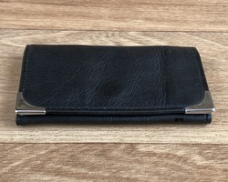 Retro patentos fekete bőr kulcstartó