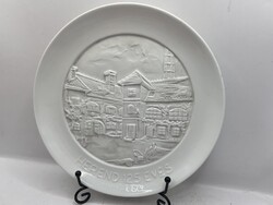 Herendi falitányér, biszkvit és fehér mázzal, 19 cm-es. 7028
