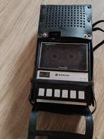 Sanyo kazettás magnó
