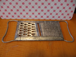 Régi retro horganyzott szeletelő, reszelő