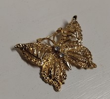 Aranyozott pillangó apró csillogó kövekkel ékitett bross kitűző biztonságos kapcsolóval