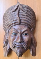 Ázsiai faragott portré, trópusi kemény fából.
