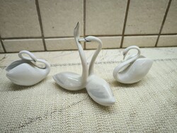 Hollóházi kézzel festett porcelán hattyú 2 db,+ hattyúpár eladó!
