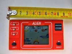 MŰKÖDŐ ALIEN TRISTAR LCD GAME, kvarcjáték, régi retro vintage 1980-as évek.