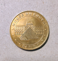 Musée du lourve / millennium tourist token