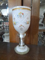 Biedermeier Fehér Színű Metszett,Kézi Festésű, Aranyozott Üveg Kehely,Kristály Pohár.20 cm.