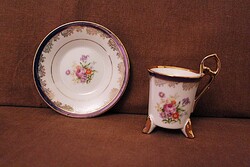 Ritka vintage porcelán mokkás kávés csésze és alj aranyozott és virágos díszítésssel lila [X-BIZ.BIL