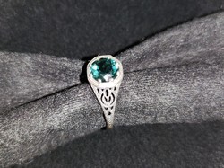 Elysian antik stílusú  sterling ezüst gyűrű paraiba zöld cirkóniummal 55 es, 925  - új