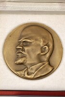 Lenin bronz emlék érem    plakettek  díszdobozban  6 8 cm
