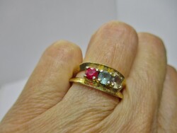 Különleges régi  aranyozott ezüstgyűrű rubin, smaragd, zafír kövekkel