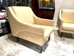 Bőrhuzatos restaurált retro / mid century design fotel –eredeti a 60-as évekből szék, vintage Sessel