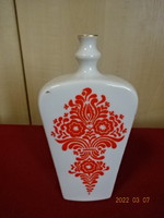 Alföldi porcelán pálinkás palack, piros mintával, magassága 19,5 cm. Vanneki! Jókai.