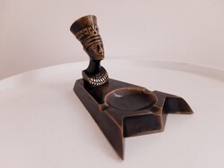 Nefertiti Fáraós Fém Hamutál