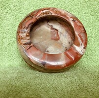 Ónix márvány hamutál