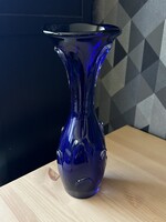 Sötétkék sommerso üveg váza, 28 cm