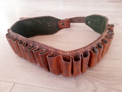 Tölténytartós Bőr Öv Vadászoknak