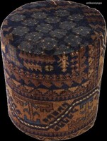 Beluch Rug Pouf 