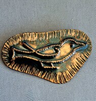 Vintage vörösréz iparművész által készített madár mintájú bross kitűző