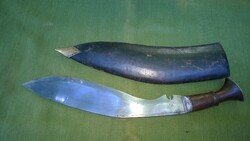 Eredeti nepáli gurkha kés-kukri tokkal- korához képest szép állapot 45 cm penge hossz 31,5 cm