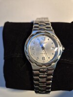 Longines conquest quartz wristwatch, stainless steel case, metal strap