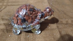 Vörös Jáspis teknős figura gyanta formában 5 cm