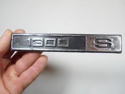 Retro veterán autó 2105 kocka Lada műanyag embléma, típusjel