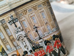 Buckingham Palace - Churchills / bádog házikó