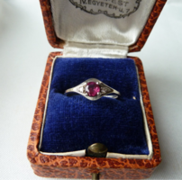 Antik 14k  gyűrű valódi 0,5 ct rubinnal, gyémánttal