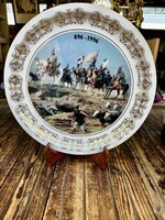 Zsolnay porcelán nagyméretű dísztányér, Honfoglalás mintával