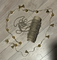 Arany gyöngy füzér:8 méter és harang girland:1,20m