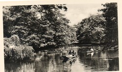 700 --- Postatiszta képeslapok   Miskolc-Tapolca  -  csónakázó tó