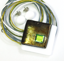 Fehér arany eozinos üvegékszer szett nyaklánc, stiftes fülbevaló