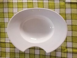 Borbély tál. Antik jelzett Wilhelmsburg porcelán 32,5 x 25 cm.