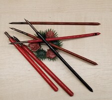 Retró mártogatós tollak.