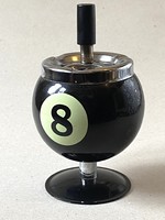 8-AS SZÁMÚ BILLIÁRD GOLYÓT FORMÁZÓ RETRO FÉM HAMUTARTÓ