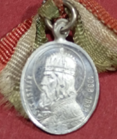 Szent István halálának 900 évfordulóján kiadott emlékkitűző 1938