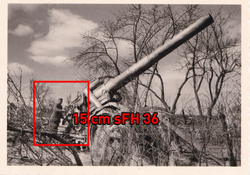 098N ÁGYÚ 15cm sFH 36 WEHRMACHT KATONÁK NEMET BIRODALOM