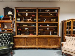 Large Chippendale-style open bookcase, neo-baroque bookcase in sumptuous condition