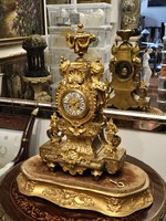 Amazing clock