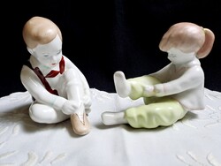 Aquincumi porcelán öltözködő gyerekek, fiú és lány, méretek a képeken