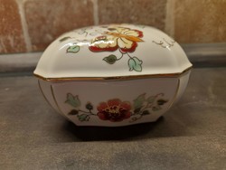 Zsolnay porcelán bonbonier pillangó / lepke mintával