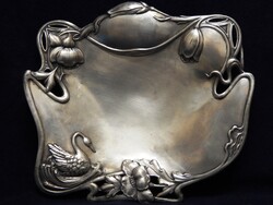 Kiváló ötvösmunka, 800-as finomságú ezüst tál, 501 g, Diána fémjel