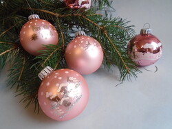 Tradicionális német üveg karácsonyfa díszek 5 db. dobozában.