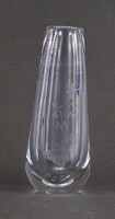 1T614 Régi pillangós csiszolt szignált üveg ibolyaváza 12.5 cm
