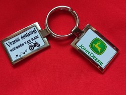 JOHN DEERE ELEGÁNS KÉT OLDALAS FÉM KULCSTARTÓ