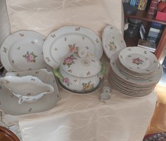 Rózsamintás (PBR - petite bouquet rose) mintás Herendi porcelán étkészlet