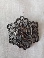 Régi magyar  iparművészeti ötvös  ezüstözött  réz  bross / kitűző
