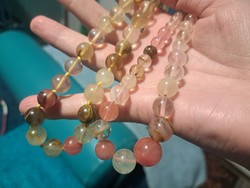 Csodás füstkvarc/rozsakvarc/ eperkvarc nyaklanc, gyöngysor eredeti top  gyöngyből