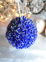 Karácsonyfa dísz flitterekből.